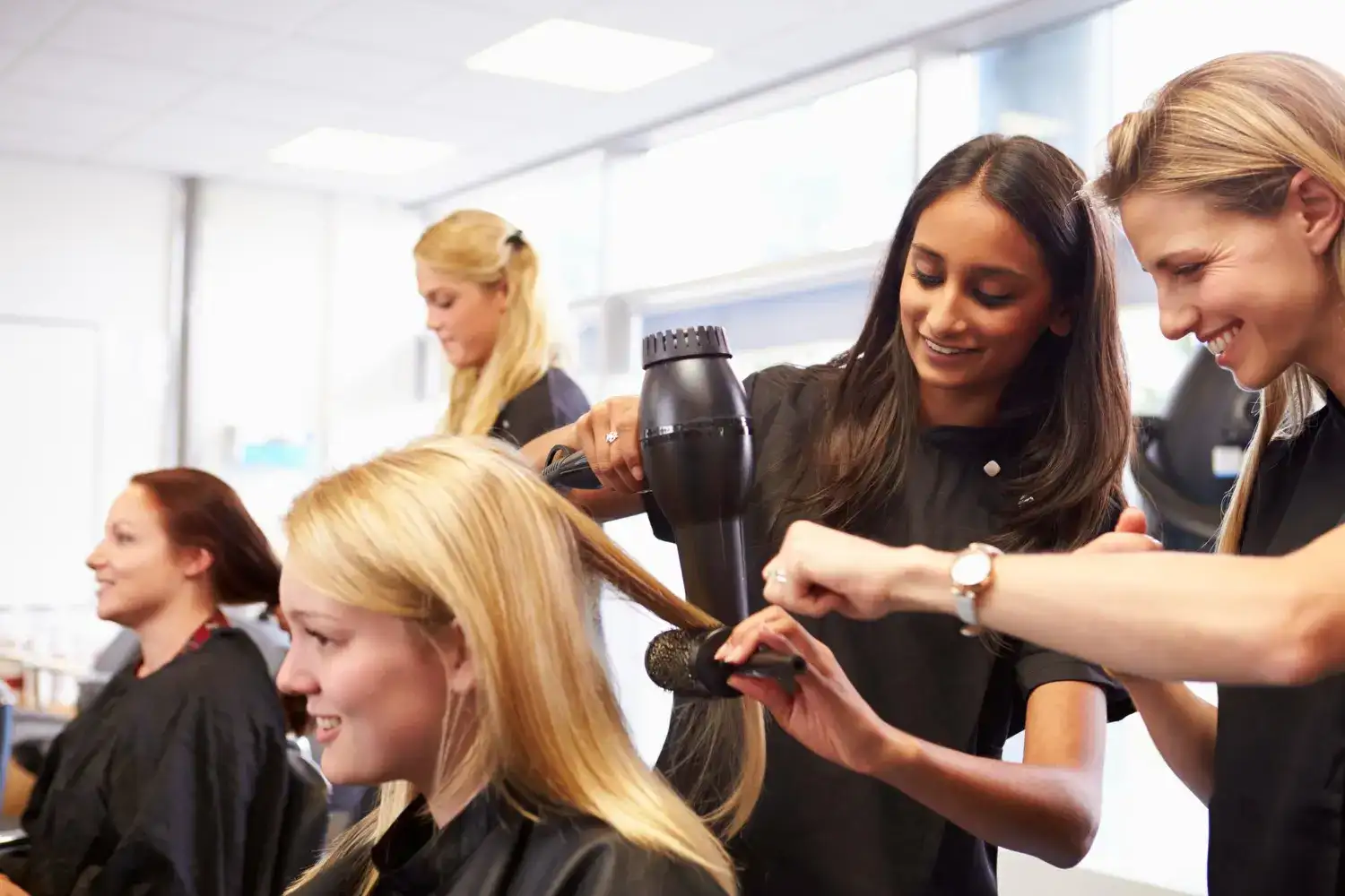 Budget 2026: VAT for Catering and Hairdressing Services Reduced to 9 Percent